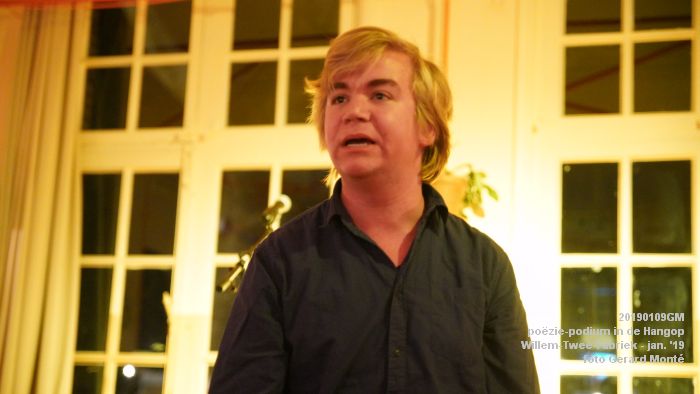 DSC05835- poezie-podium Hangop Willem-Twee-Fabriek - 9jan2019 -  foto GerardMontE web