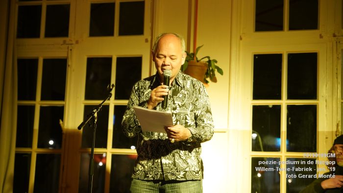 DSC05847- poezie-podium Hangop Willem-Twee-Fabriek - 9jan2019 -  foto GerardMontE web