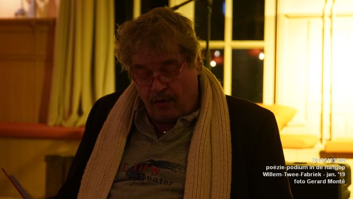 DSC05867- poezie-podium Hangop Willem-Twee-Fabriek - 9jan2019 -  foto GerardMontE web