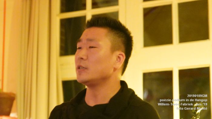 DSC05872- poezie-podium Hangop Willem-Twee-Fabriek - 9jan2019 -  foto GerardMontE web
