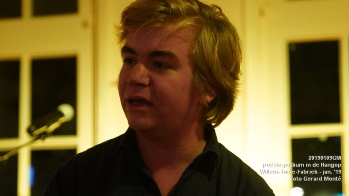 DSC05885- poezie-podium Hangop Willem-Twee-Fabriek - 9jan2019 -  foto GerardMontE web