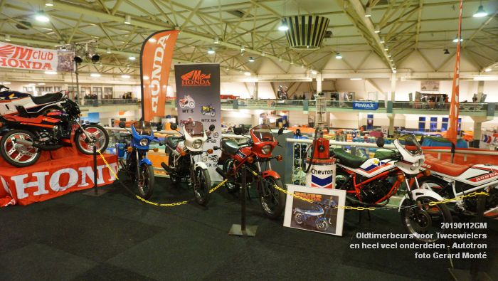 DSC01591- Oldtimerbeurs voor Tweewielers - Autotron Rosmalen - 12jan2019 -  foto GerardMontE web