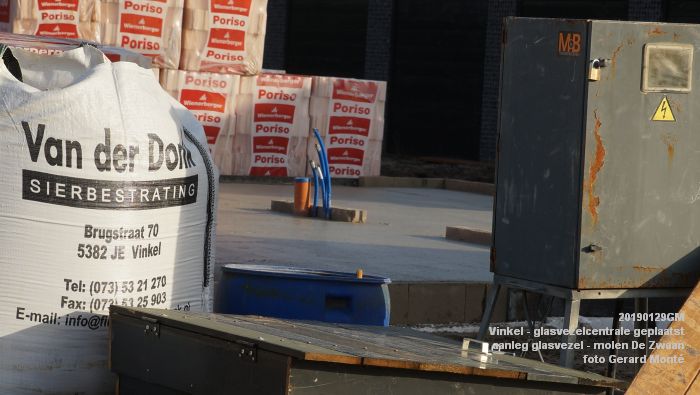 DSC03308 - Vinkel - aanleg glasvezel - glasvezelcentrale - molen De Zwaan  - 29jan2019 -  foto GerardMontE web