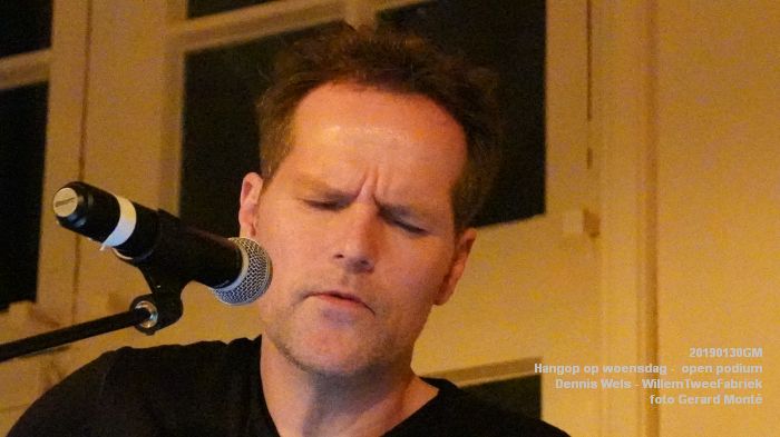 aDSC07681 - Hangop op woensdag -  open podium - WillemTweeFabriek - Dennis Wels - 30jan2019 -  foto GerardMontE web