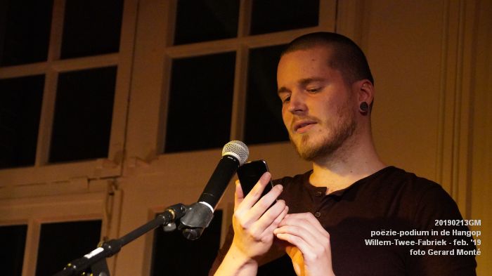 eDSC09304- poezie-podium Hangop Willem-Twee-Fabriek - 131feb2019 -  foto GerardMontE web