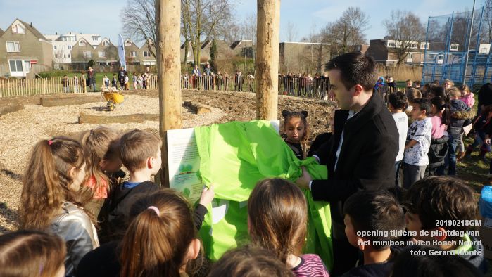 DSC04925- opening tijdens de plantdag van het Tiny Forest - minibos Den Bosch Noord - 18feb2019 - foto GerardMontE web DSC04925- opening tijdens de plantdag van het Tiny Forest - minibos Den Bosch Noord - 18feb2019 - foto GerardMontE web