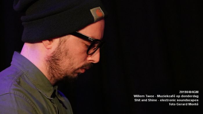 LDSC00497- Willem Twee - Muziekcafe - Shit and Shine - electronic soundscapes - 4apr2019 -  foto GerardMontE web