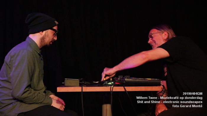 LDSC00503- Willem Twee - Muziekcafe - Shit and Shine - electronic soundscapes - 4apr2019 -  foto GerardMontE web