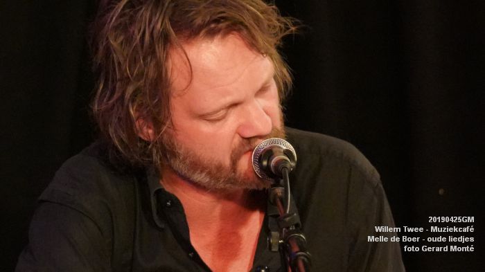 qDSC02246- Willem Twee - Muziekcafe - Melle de Boer - oude liedjes - 25apr2019 -  foto GerardMontE web