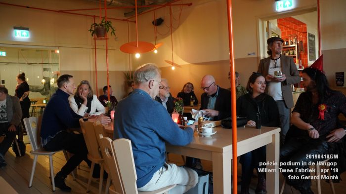 GDSC00826- poezie-podium Hangop Willem-Twee-Fabriek - 10apr2019 -  foto GerardMontE web