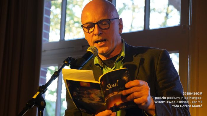 GDSC00831- poezie-podium Hangop Willem-Twee-Fabriek - 10apr2019 -  foto GerardMontE web