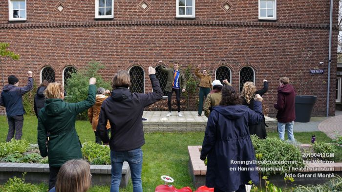 DSC01275- Koningstheateracademie Theaterstadstuin - Eva Willems en Hanna Koppenaal - 13apr2019 - foto GerardMontE web DSC01275- Koningstheateracademie Theaterstadstuin - Eva Willems en Hanna Koppenaal - 13apr2019 - foto GerardMontE web