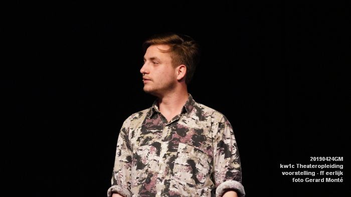 DSC01997- kw1c Theateropleiding - voorstelling - ff eerlijk - 24apr2019 - foto GerardMontE web DSC01997- kw1c Theateropleiding - voorstelling - ff eerlijk - 24apr2019 - foto GerardMontE web