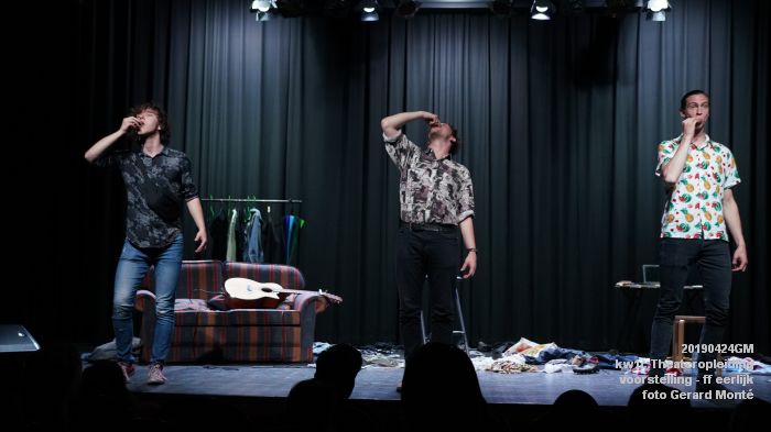 DSC02011- kw1c Theateropleiding - voorstelling - ff eerlijk - 24apr2019 - foto GerardMontE web DSC02011- kw1c Theateropleiding - voorstelling - ff eerlijk - 24apr2019 - foto GerardMontE web