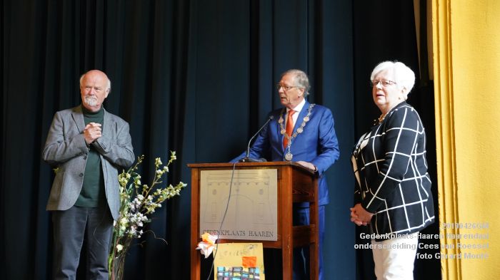 DSC02280- Gedenkplaats-Haaren - Onderscheiding Cees van Roessel - 26apr2019 -  foto GerardMontE web