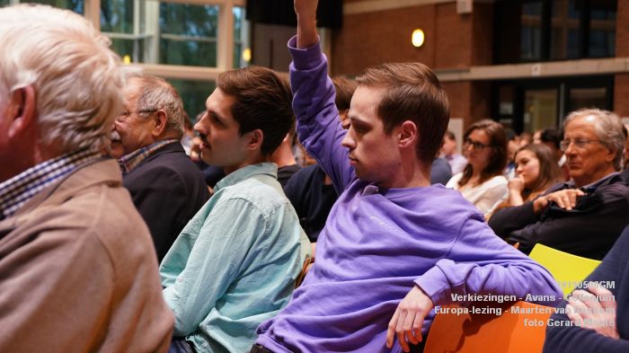DSC03285- Verkiezingen - Europa-lezing met Maarten van Rossem - Avans - 6mei2019 -  foto GerardMontE web