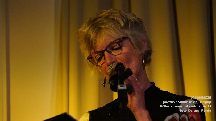 HDSC03524- - poezie-podium Hangop Willem-Twee-Fabriek - 8mei2019 -  foto GerardMontE web