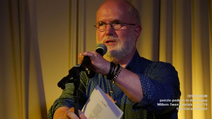 HDSC03559- - poezie-podium Hangop Willem-Twee-Fabriek - 8mei2019 -  foto GerardMontE web