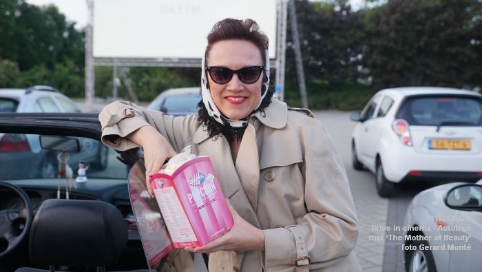 DSC09902- Drive-in-cinema op het terrein van het Autotron met The Mother of Beauty - 25mei2019 -  foto GerardMontE web