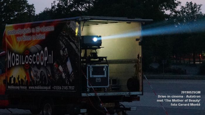 DSC09945- Drive-in-cinema op het terrein van het Autotron met The Mother of Beauty - 25mei2019 -  foto GerardMontE web