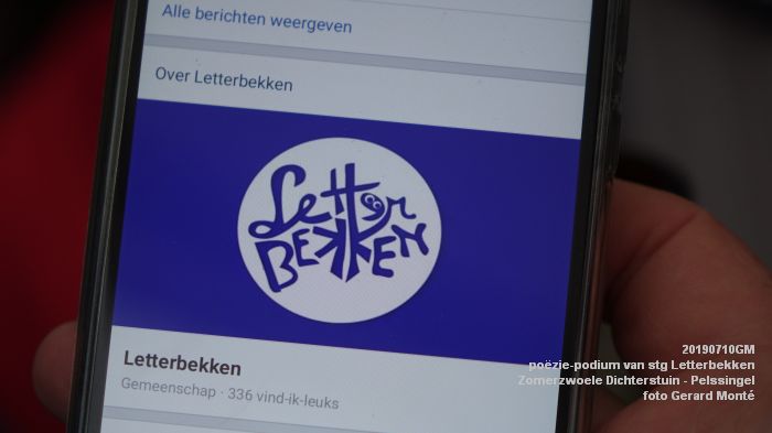 jDSC05978- poezie-podium Letterbekken - Zomerzwoele Dichterstuin - aan de Pelssingel  - 10juli019 -  foto GerardMontE web