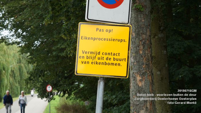DSC04745- Babel-bieb voorlezen buiten de deur - Zorgboerderij Oosterhoeve Oosterplas - 14juli2019 -  foto GerardMontE web