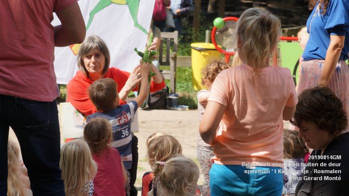 FDSC05453- Babel-bieb voorlezen buiten de deur - t Kwekkeltje Rosmalen  - 14aug2019 - foto GerardMontE web