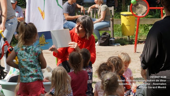 FDSC05455- Babel-bieb voorlezen buiten de deur - t Kwekkeltje Rosmalen  - 14aug2019 - foto GerardMontE web