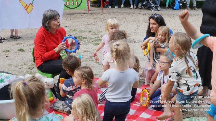 FDSC05459- Babel-bieb voorlezen buiten de deur - t Kwekkeltje Rosmalen  - 14aug2019 - foto GerardMontE web
