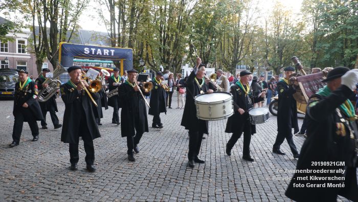 DSC08168- 7e Zwanenbroedersrally - Parade met Kikvorschen - 21sept2019 - foto GerardMontE web