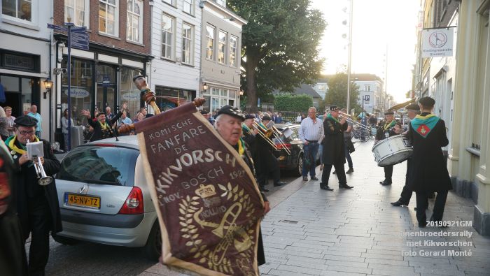 DSC08187- 7e Zwanenbroedersrally - Parade met Kikvorschen - 21sept2019 - foto GerardMontE web