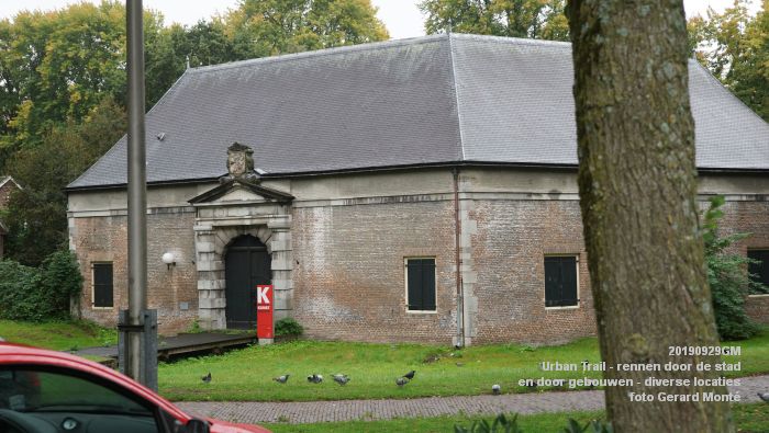 DSC09051- Urban Trail - rennen door de stad en door gebouwen - diverse locaties - 29sept2019 - foto GerardMontE web