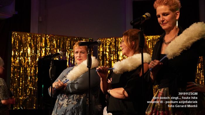 DSC03406- den bosch zingt foute hits 3 azijnfabriek - 23nov2019 - foto GerardMontE web DSC03406- den bosch zingt foute hits 3 azijnfabriek - 23nov2019 - foto GerardMontE web