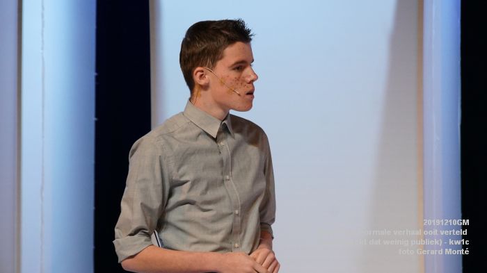 DSC04843- kw1c -Het meest normale verhaal ooit verteld - ook al trekt dat weinig publiek - 10dec2019 - foto GerardMontE web DSC04843- kw1c -Het meest normale verhaal ooit verteld - ook al trekt dat weinig publiek - 10dec2019 - foto GerardMontE web