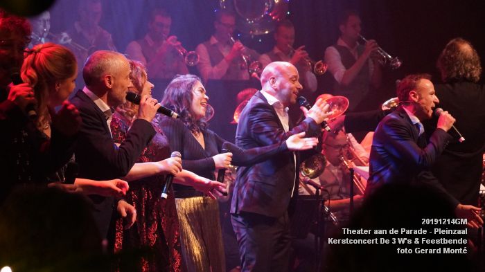DSC05609- Theater aan de Parade Pleinzaal - Kerstconcert door De drie Ws en Feestbende - 14dec2019 - foto GerardMontE web DSC05609- Theater aan de Parade Pleinzaal - Kerstconcert door De drie Ws en Feestbende - 14dec2019 - foto GerardMontE web