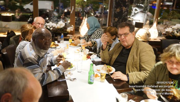 DSC09317- buurtcomite- Hofstad verzorgde een 50+diner voor de buurt - 17dec2019 - foto GerardMontE web