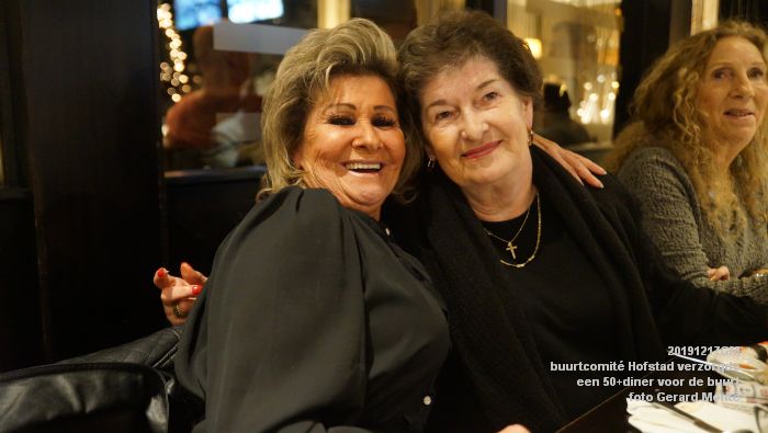 DSC09333- buurtcomite- Hofstad verzorgde een 50+diner voor de buurt - 17dec2019 - foto GerardMontE web