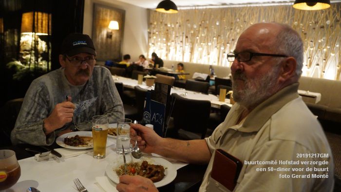 DSC09336- buurtcomite- Hofstad verzorgde een 50+diner voor de buurt - 17dec2019 - foto GerardMontE web