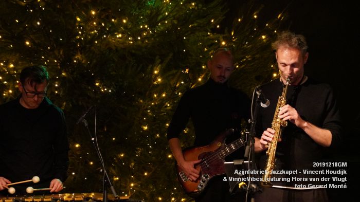 mDSC06105- Azijnfabriek Jazzkapel - Vincent Houdijk - VinnieVibes featuring Floris van der Vlugt - 18dec2019 - foto GerardMontE web