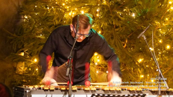 mDSC06143- Azijnfabriek Jazzkapel - Vincent Houdijk - VinnieVibes featuring Floris van der Vlugt - 18dec2019 - foto GerardMontE web
