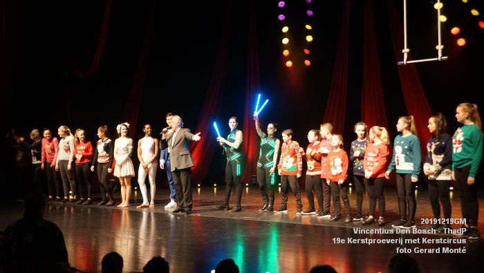 DSC09778- Vincentius Den Bosch - 19e Kerstproeverij in het Theater aan de Parade - 19dec2019 - foto GerardMontE web