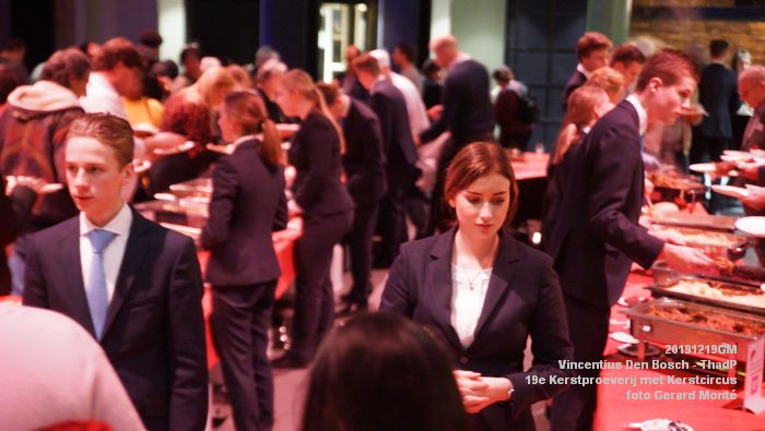 DSC09817- Vincentius Den Bosch - 19e Kerstproeverij in het Theater aan de Parade - 19dec2019 - foto GerardMontE web