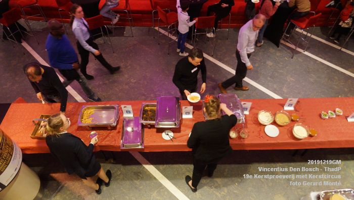 DSC09850- Vincentius Den Bosch - 19e Kerstproeverij in het Theater aan de Parade - 19dec2019 - foto GerardMontE web