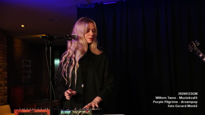 DSC08897- Willem Twee - Muziekcafe - Purple Pilgrims - 23jan2020 - foto GerardMontE web