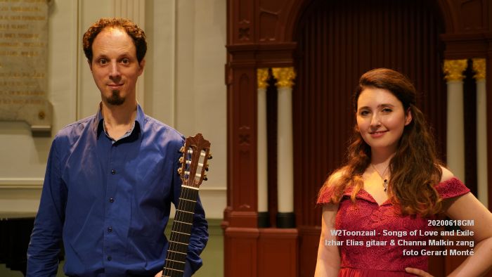 DSC07959- W2Toonzaal - Izhar Elias gitaar en Channa Malkin zang - 18juni2020 - foto GerardMontE web
