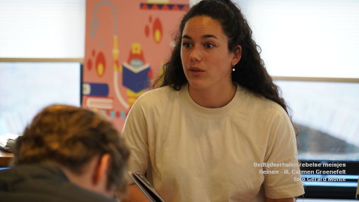 DSC09871- Heinen - Bedtijdverhalen voor rebelse meisjes - ill Carmen Groenefelt - 9okt2021 -  foto GerardMontE web