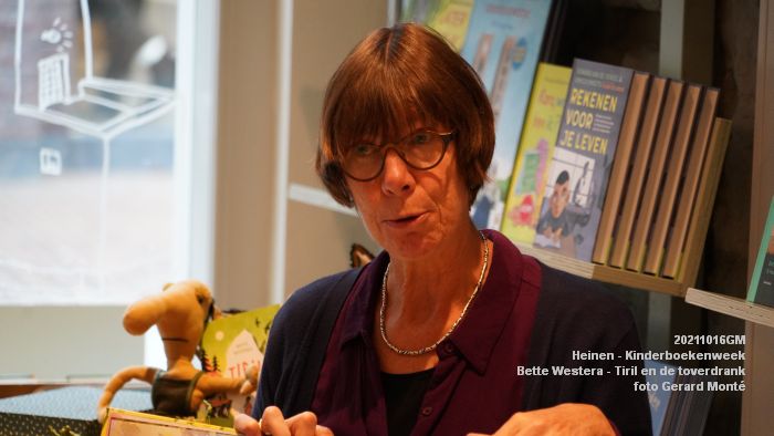 DSC01672- Heinen Kinderboekenweek - Bette Westera - Tiril en de toverdrank - 16okt2021 -  foto GerardMontE web