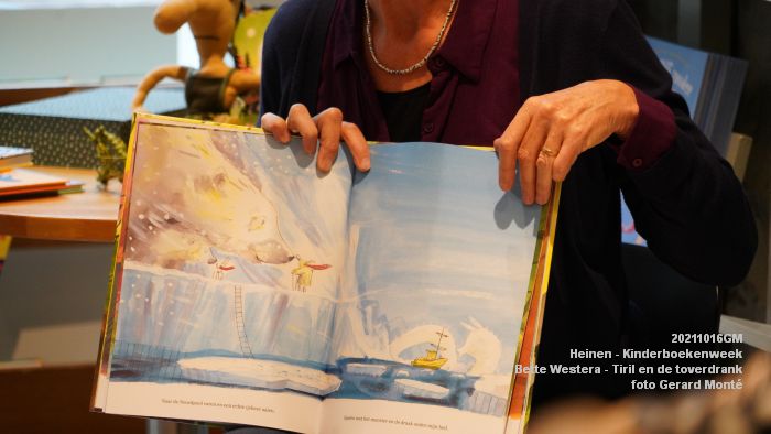DSC01675- Heinen Kinderboekenweek - Bette Westera - Tiril en de toverdrank - 16okt2021 -  foto GerardMontE web
