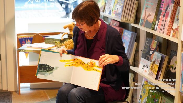 DSC01700- Heinen Kinderboekenweek - Bette Westera - Tiril en de toverdrank - 16okt2021 -  foto GerardMontE web