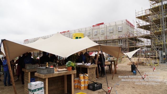 DSC02952- Nieuwe buren-bijeenkomst van nieuwbouwplan Kloosterdijck -4e Klooster- aan de Vlietdijk - 31mrt2022 - foto GerardMontE web DSC02952- Nieuwe buren-bijeenkomst van nieuwbouwplan Kloosterdijck -4e Klooster- aan de Vlietdijk - 31mrt2022 - foto GerardMontE web